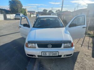 VW POLO 1997-2002 Bonnet Guard